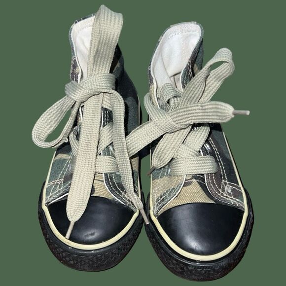 Baby Canvas XI Dier Camo High Tops Size 5 - Picture 2 of 8
